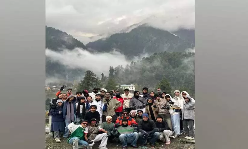 कश्मीर से लौटे छात्र किस्मत से बच गए कश्मीर से लौटे छात्र किस्मत से बच गए