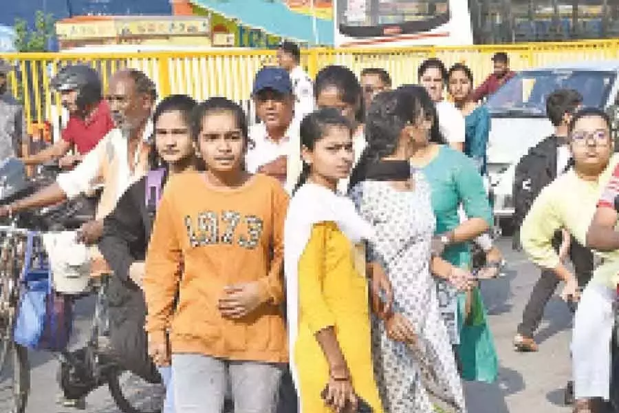 टीजी ईएपीसीईटी 2025: क्यूआर कोड की मदद से छात्र आसानी से परीक्षा केंद्रों तक पहुंच सकते हैं टीजी ईएपीसीईटी 2025: क्यूआर कोड की मदद से छात्र आसानी से परीक्षा केंद्रों तक पहुंच सकते हैं