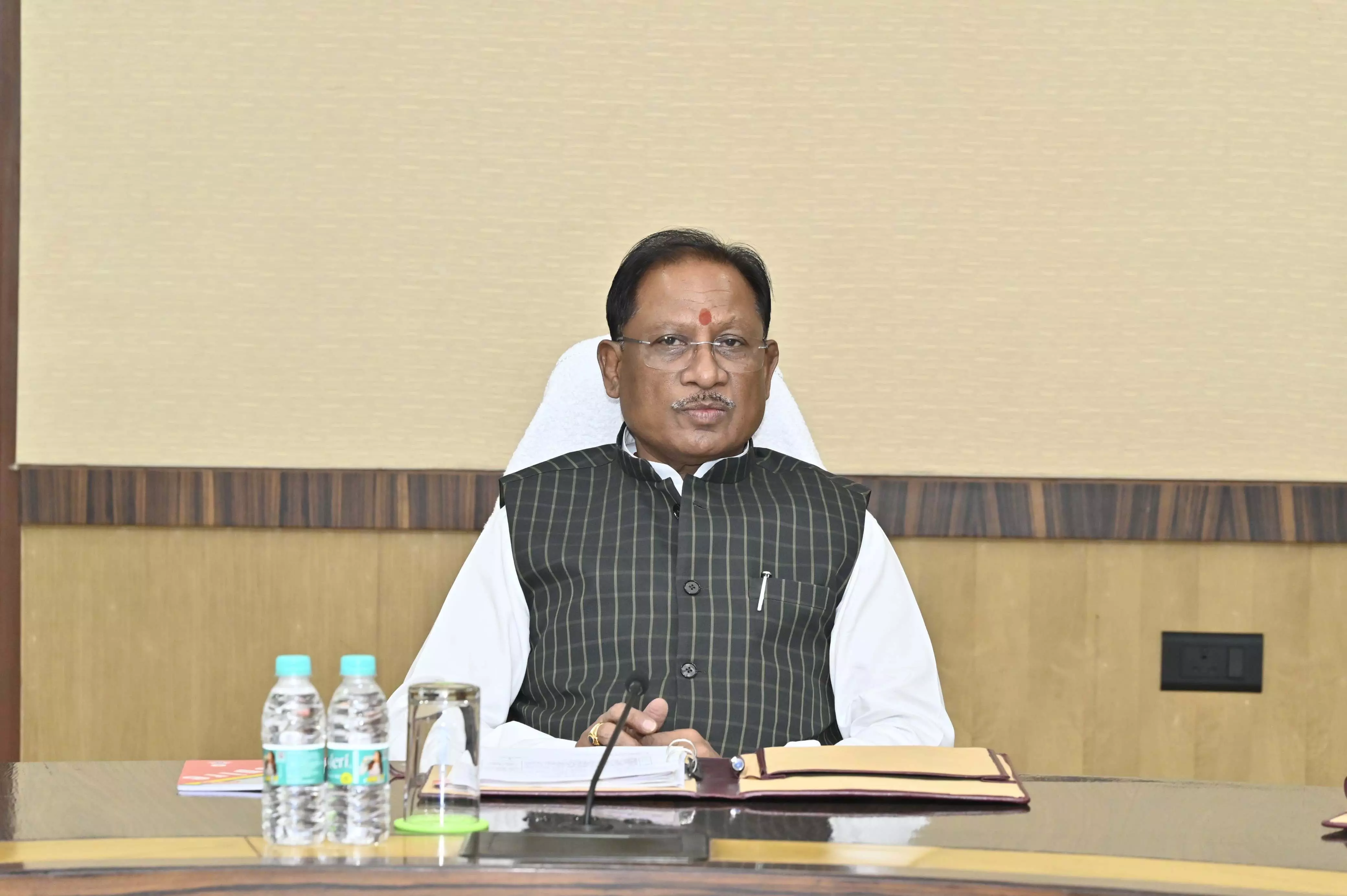 सुरक्षा और रोजगार की गारंटी के साथ बढ़ा महिला श्रमिकों का सम्मान सुरक्षा और रोजगार की गारंटी के साथ बढ़ा महिला श्रमिकों का सम्मान