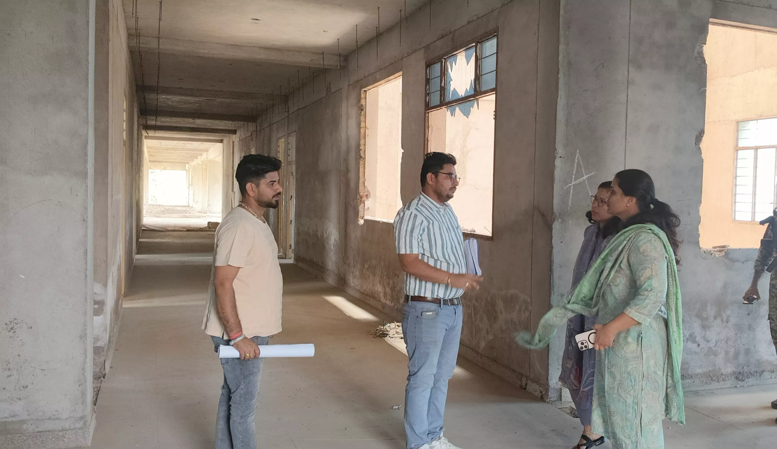 Ganganagar: जिला कलेक्टर ने किया मिनी सचिवालय का निरीक्षण Ganganagar: जिला कलेक्टर ने किया मिनी सचिवालय का निरीक्षण