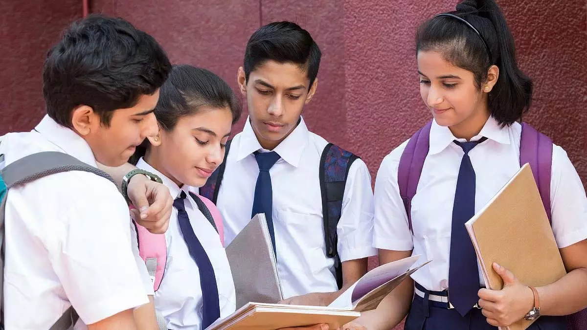 कक्षा 10, 12 की उत्तर पुस्तिकाओं का मूल्यांकन पूरा; परिणाम 7 मई तक आने की संभावना कक्षा 10, 12 की उत्तर पुस्तिकाओं का मूल्यांकन पूरा; परिणाम 7 मई तक आने की संभावना