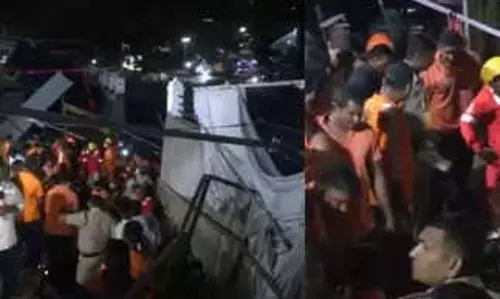 मंदिर परिसर में दीवार गिरने से 7 लोगों की मौत, कई घायल