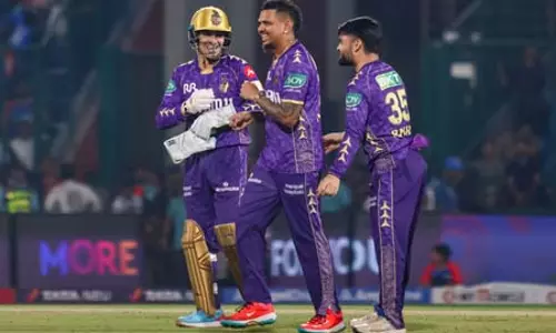 आईपीएल 2025 : नरेन और चक्रवर्ती की घातक गेंदबाजी से केकेआर ने डीसी को 14 रन से हराया, प्लेऑफ की उम्मीदें बरकरार
