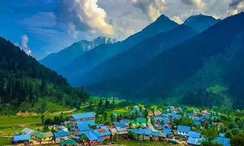 Kashmir के सभी प्रमुख पर्यटन स्थल अब पर्यटकों के लिए खुले Kashmir के सभी प्रमुख पर्यटन स्थल अब पर्यटकों के लिए खुले