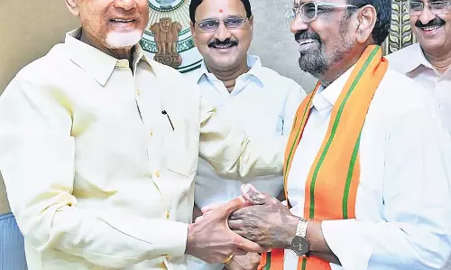 BJP उम्मीदवार सत्यनारायण ने राज्यसभा सीट के लिए नामांकन दाखिल किया