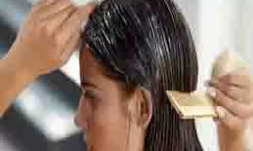 Hair Care: खूबसूरत और मजबूत बालों के लिए इस्तेमाल करें ये होममेड हेयर मास्क, मिलेंगे कई फायदे Hair Care: खूबसूरत और मजबूत बालों के लिए इस्तेमाल करें ये होममेड हेयर मास्क, मिलेंगे कई फायदे