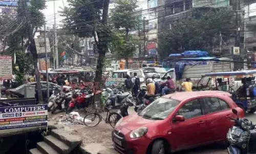 CPM पार्षद ने सिलीगुड़ी में यातायात जाम और शहर में पार्किंग स्थलों की कमी की चिंता जताई