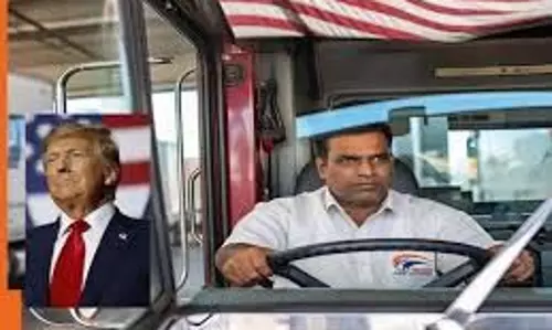 ट्रम्प ने ट्रक ड्राइवरों के लिए अंग्रेजी दक्षता अनिवार्य की, सिख संगठन ने विरोध किया ट्रम्प ने ट्रक ड्राइवरों के लिए अंग्रेजी दक्षता अनिवार्य की, सिख संगठन ने विरोध किया