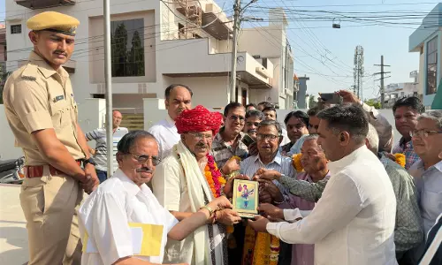 Jaipur: वासुदेव देवनानी के निवास पर नामदेव समाज द्वारा स्वागत व अभिनन्दन