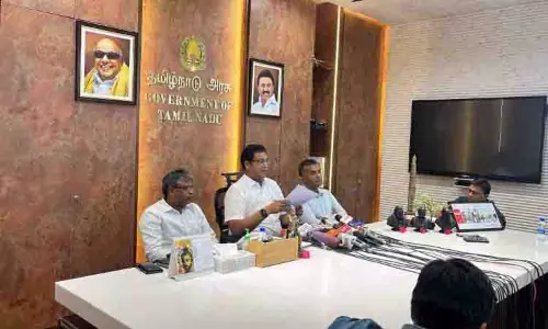 CM Stalin ने तमिलनाडु में इलेक्ट्रॉनिक्स विनिर्माण को बढ़ावा देने के लिए योजना शुरू की CM Stalin ने तमिलनाडु में इलेक्ट्रॉनिक्स विनिर्माण को बढ़ावा देने के लिए योजना शुरू की