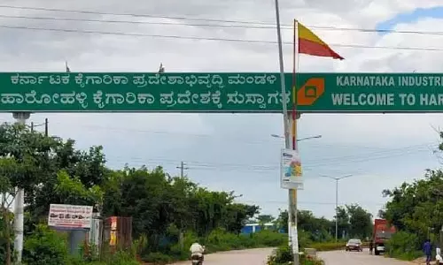 प्रवासी श्रमिकों की बढ़ती संख्या: सुरक्षा संबंधी चिंताएँ प्रवासी श्रमिकों की बढ़ती संख्या: सुरक्षा संबंधी चिंताएँ