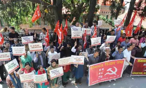 किसानों ने Shimla में वन अधिकार अधिनियम लागू करने की मांग की