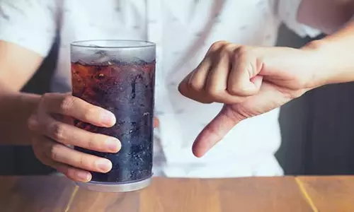 Baddi में दो प्रवासी युवकों ने कोल्ड ड्रिंक पीकर जान गंवाई Baddi में दो प्रवासी युवकों ने कोल्ड ड्रिंक पीकर जान गंवाई