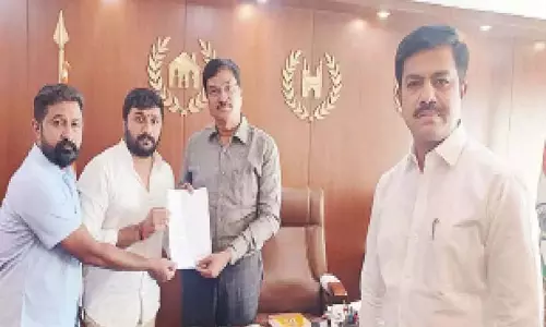 बीआरएस नेताओं ने एसएम हैंडल पर हाइड्रा के नाम के दुरुपयोग पर चिंता जताई बीआरएस नेताओं ने एसएम हैंडल पर हाइड्रा के नाम के दुरुपयोग पर चिंता जताई