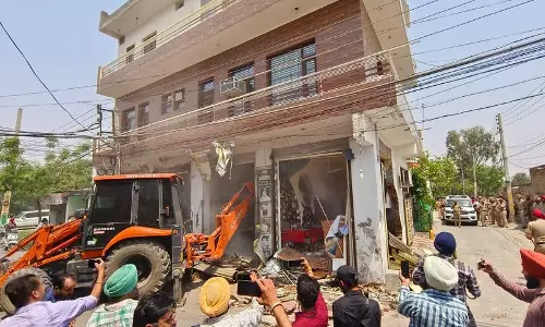 Chandigarh: ड्रग तस्कर की संपत्तियां नष्ट की गईं