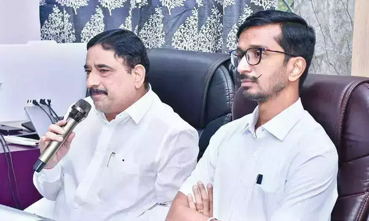 Andhra: रायदुर्गम एक आशाजनक औद्योगिक केंद्र है: सरकारी सचेतक Andhra: रायदुर्गम एक आशाजनक औद्योगिक केंद्र है: सरकारी सचेतक