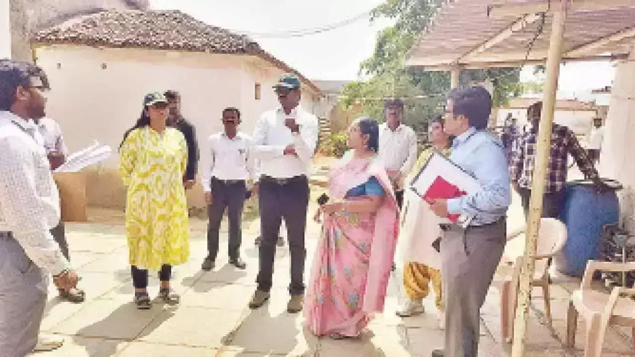 Indiramma आवास योजना: अधिकारियों ने घर-घर जाकर लाभार्थियों का सत्यापन अभियान शुरू किया