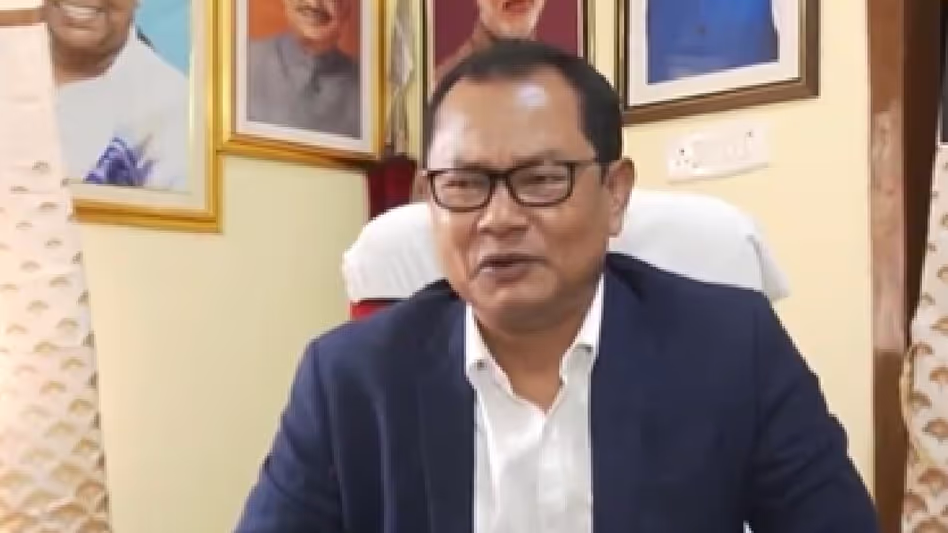 Assam के डिप्टी स्पीकर ने स्वास्थ्य सेवा की समीक्षा की