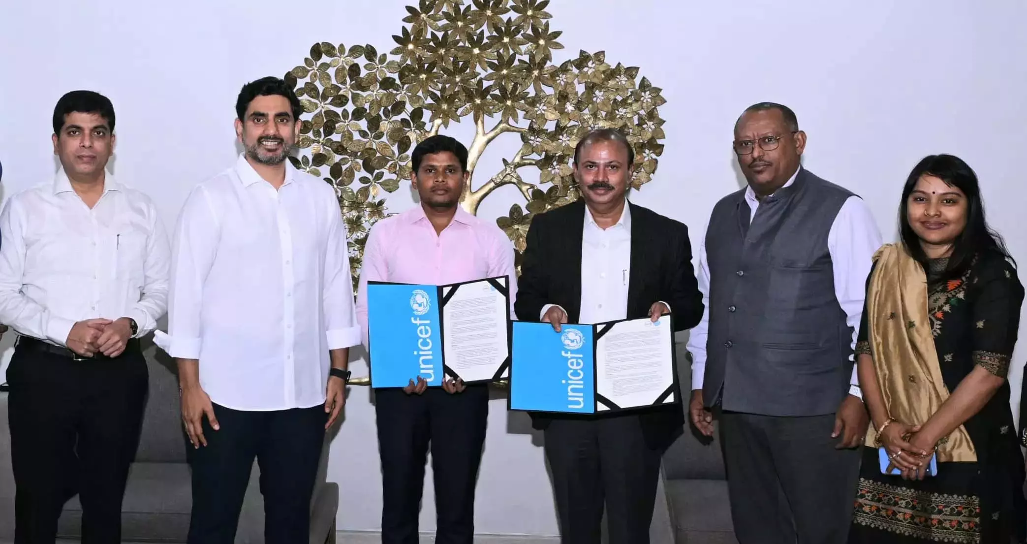 यूनिसेफ Andhra में बेरोजगार युवाओं को कौशल विकास प्रशिक्षण प्रदान करेगा यूनिसेफ Andhra में बेरोजगार युवाओं को कौशल विकास प्रशिक्षण प्रदान करेगा