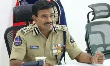 Hyderabad सिटी पुलिस का 35 साल बाद पुनर्गठन किया गया Hyderabad सिटी पुलिस का 35 साल बाद पुनर्गठन किया गया