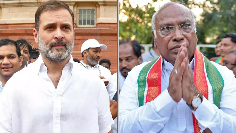 राहुल गांधी, मल्लिकार्जुन खड़गे ने महाराष्ट्र और गुजरात दिवस की शुभकामनाएं दीं राहुल गांधी, मल्लिकार्जुन खड़गे ने महाराष्ट्र और गुजरात दिवस की शुभकामनाएं दीं