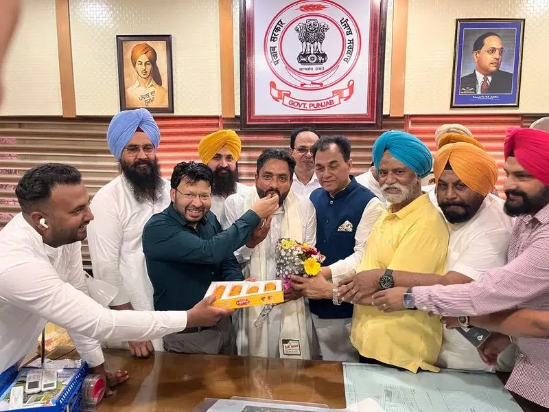 Jarnail Nangal ने इम्प्रूवमेंट ट्रस्ट के चेयरमैन का कार्यभार संभाला Jarnail Nangal ने इम्प्रूवमेंट ट्रस्ट के चेयरमैन का कार्यभार संभाला