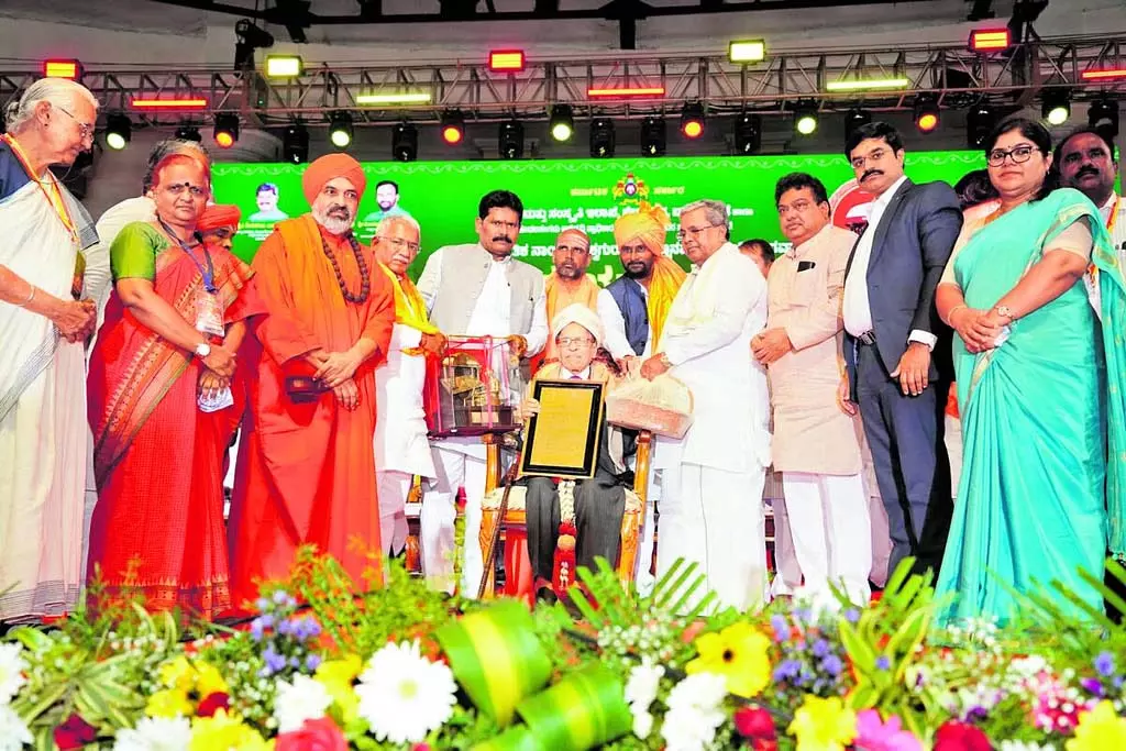 लोकतंत्र में बहस होनी चाहिए: मुख्यमंत्री सिद्धारमैया लोकतंत्र में बहस होनी चाहिए: मुख्यमंत्री सिद्धारमैया