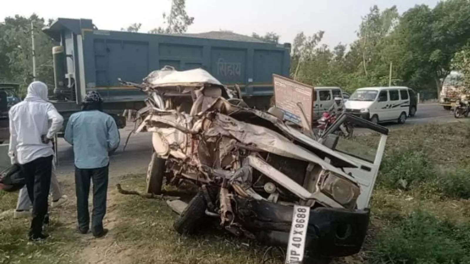 Barabanki: ट्रक-बोलेरो टक्कर में मचा कोहराम, दो मृत, पांच गंभीर रूप से घायल Barabanki: ट्रक-बोलेरो टक्कर में मचा कोहराम, दो मृत, पांच गंभीर रूप से घायल