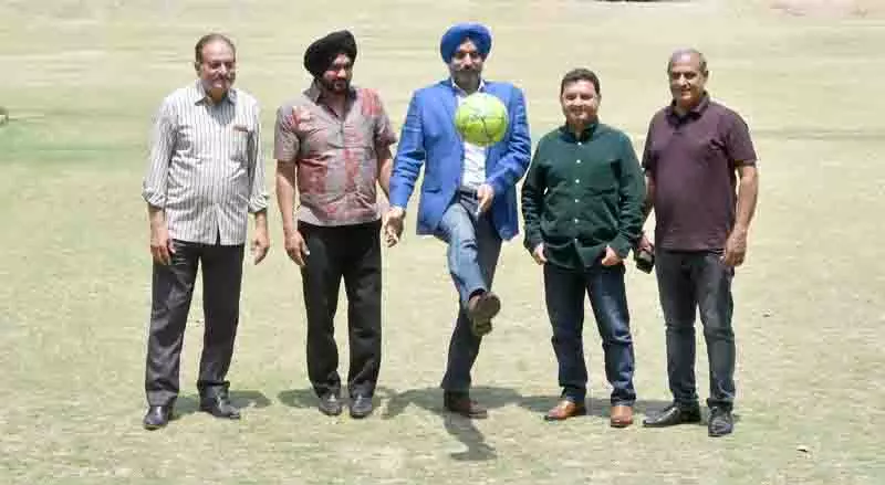 Chandigarh को मिलेगी पहली फुटबॉल अकादमी Chandigarh को मिलेगी पहली फुटबॉल अकादमी