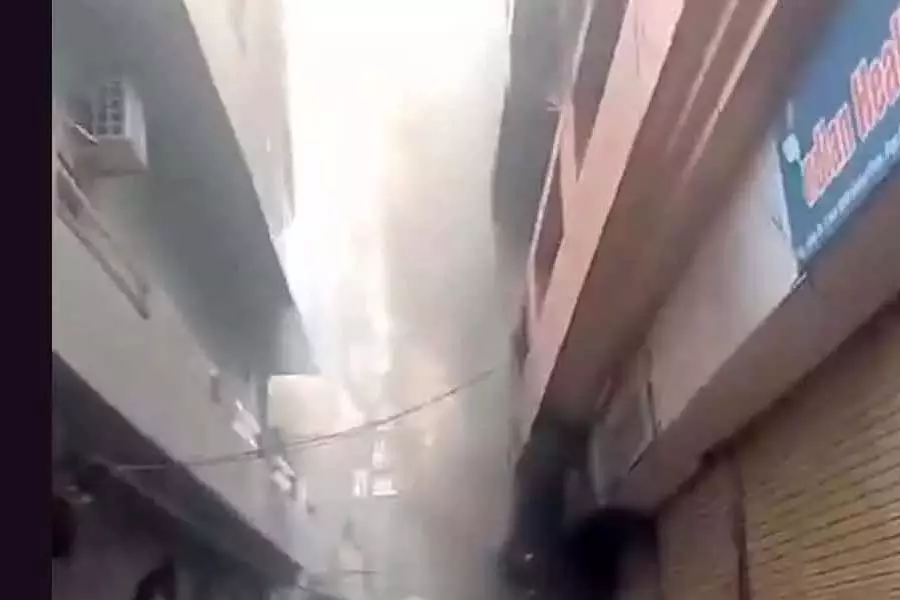 अजमेर के होटल में आग लगने से चार की जलकर मौत अजमेर के होटल में आग लगने से चार की जलकर मौत