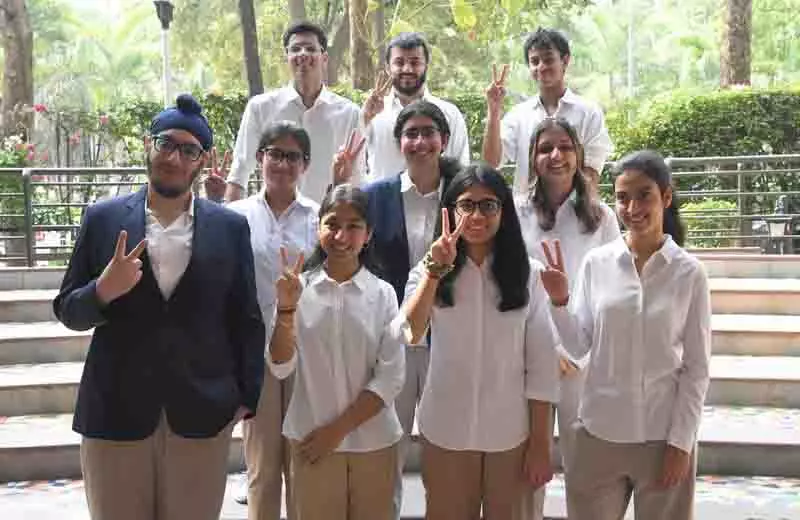 ISC कक्षा 12: स्ट्रॉबेरी फील्ड्स के तीन छात्र ट्राइसिटी टॉपरों में शामिल ISC कक्षा 12: स्ट्रॉबेरी फील्ड्स के तीन छात्र ट्राइसिटी टॉपरों में शामिल