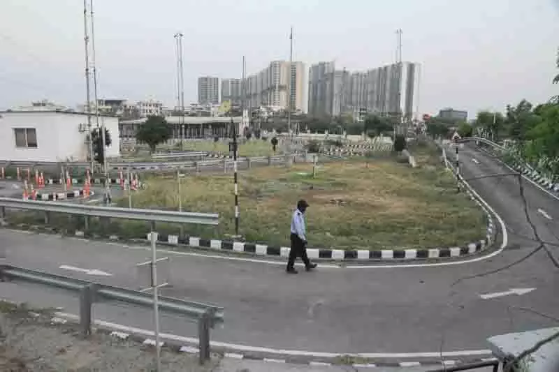 Chandigarh: 2 साल बाद, स्वचालित ड्राइविंग टेस्ट ट्रैक को AI-आधारित तकनीक का इंतजार Chandigarh: 2 साल बाद, स्वचालित ड्राइविंग टेस्ट ट्रैक को AI-आधारित तकनीक का इंतजार