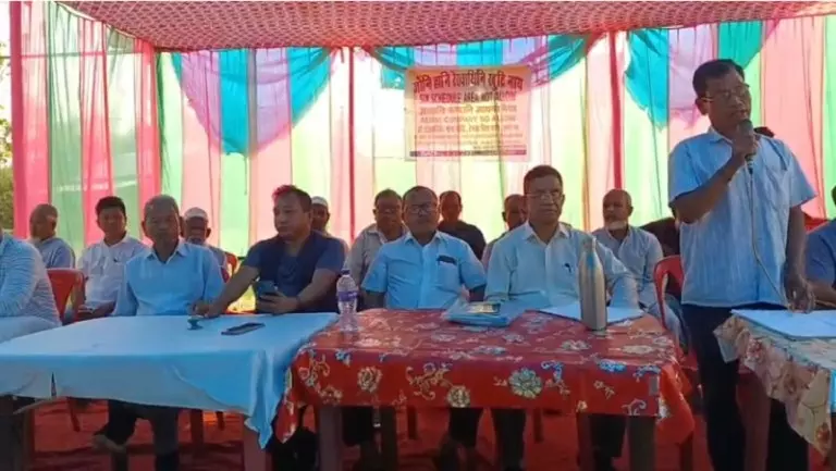 Assam में अडानी प्लांट का विरोध, आदिवासी अधिकारों पर उठे सवाल Assam में अडानी प्लांट का विरोध, आदिवासी अधिकारों पर उठे सवाल