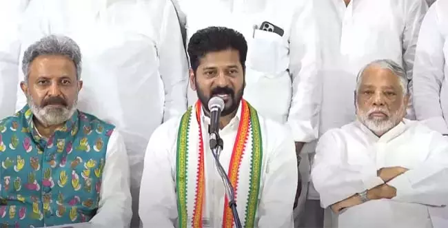 जाति जनगणना देश के लिए आदर्श है तेलंगाना मॉडल अपनाएं: CM Revanth जाति जनगणना देश के लिए आदर्श है तेलंगाना मॉडल अपनाएं: CM Revanth