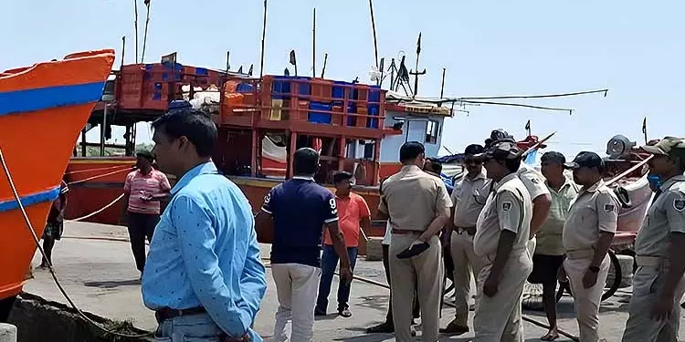 पहलगाम हमले के बाद Balasore के 10 इलाकों में सुरक्षा बढ़ा दी पहलगाम हमले के बाद Balasore के 10 इलाकों में सुरक्षा बढ़ा दी