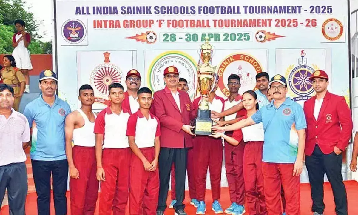 Andhra: सैनिक स्कूल कोरुकोंडा ओवरऑल चैंपियन बना Andhra: सैनिक स्कूल कोरुकोंडा ओवरऑल चैंपियन बना