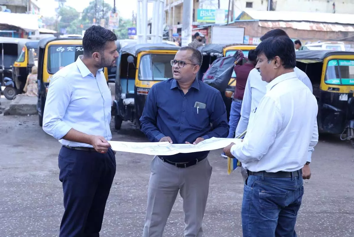 निर्माण कार्यों को तेजी के साथ करें पूरा, गुणवत्ता पर हो फोकस: मयंक चतुर्वेदी निर्माण कार्यों को तेजी के साथ करें पूरा, गुणवत्ता पर हो फोकस: मयंक चतुर्वेदी