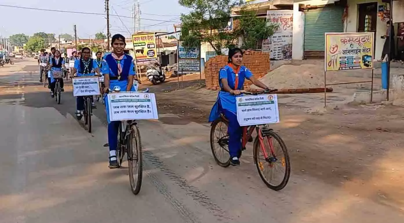 हीरक जयंती पर स्काउट-गाइड्स की भव्य साइकिल रैली का आयोजन हीरक जयंती पर स्काउट-गाइड्स की भव्य साइकिल रैली का आयोजन