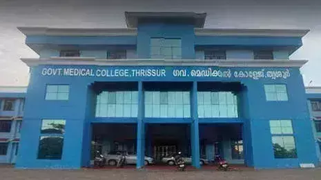 PALAKKAD: गलती से पेंट थिनर पी लिया, पांच साल के बच्चे की हालत गंभीर PALAKKAD: गलती से पेंट थिनर पी लिया, पांच साल के बच्चे की हालत गंभीर