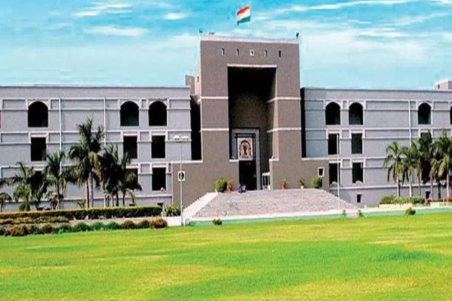 केंद्र ने गुजरात एचसी न्यायाधीशों के रूप में 7 न्यायिक अधिकारियों की पदोन्नति को मंजूरी दी केंद्र ने गुजरात एचसी न्यायाधीशों के रूप में 7 न्यायिक अधिकारियों की पदोन्नति को मंजूरी दी