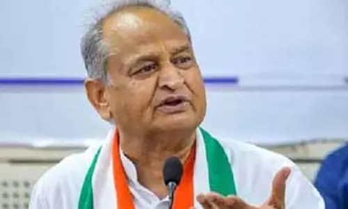 अशोक गहलोत बोले, जनगणना कब होगी और कैसे होगी यह साफ होना चाहिए, हम आतंकवाद के खिलाफ लड़ाई में केंद्र सरकार के साथ अशोक गहलोत बोले, जनगणना कब होगी और कैसे होगी यह साफ होना चाहिए, हम आतंकवाद के खिलाफ लड़ाई में केंद्र सरकार के साथ