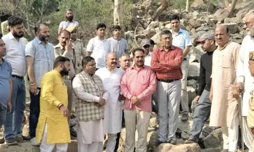 रामबन बादल फटने के बाद भाजपा नेताओं ने धर्म कुंड का दौरा किया