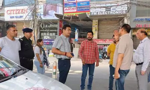 एक्शन में नोएडा प्राधिकरण, भंगेल एलिवेटेड रोड एवं जन स्वास्थ्य कार्यों का निरीक्षण, दो एजेंसियों पर जुर्माना एक्शन में नोएडा प्राधिकरण, भंगेल एलिवेटेड रोड एवं जन स्वास्थ्य कार्यों का निरीक्षण, दो एजेंसियों पर जुर्माना