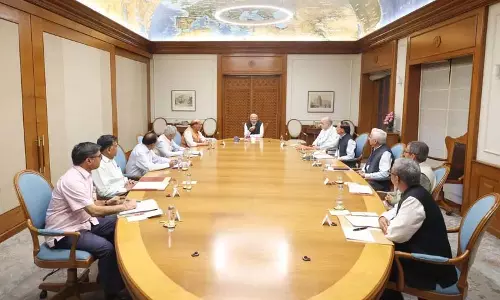 Pahalgam attack: CCS ने जम्मू-कश्मीर की सुरक्षा स्थिति की समीक्षा की Pahalgam attack: CCS ने जम्मू-कश्मीर की सुरक्षा स्थिति की समीक्षा की