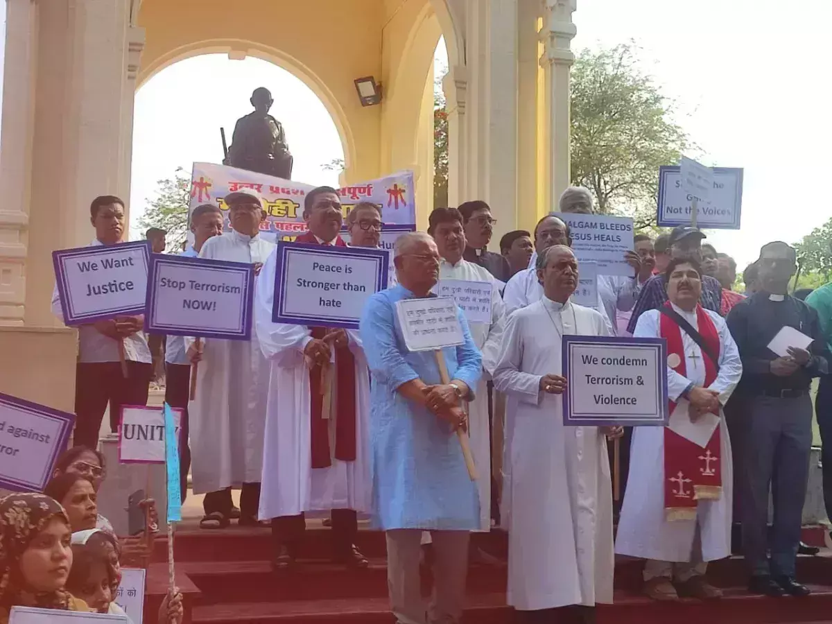 Lucknow: आतंकियों को नहीं बख्शा जाएगा, पहलगाम में 10 गुना फोर्स की तैनाती: आरके छैतरी Lucknow: आतंकियों को नहीं बख्शा जाएगा, पहलगाम में 10 गुना फोर्स की तैनाती: आरके छैतरी