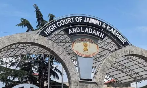 Jammu: उच्च न्यायालय ने अधिकारियों को परिवार को पाकिस्तान भेजने से रोका