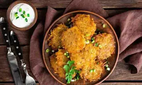 Cucumber Cutlet: गर्मियों में लाजवाब लगती है ये डिश Cucumber Cutlet: गर्मियों में लाजवाब लगती है ये डिश