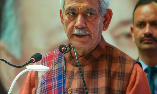 L-G Sinha ने सुरक्षा परिदृश्य की समीक्षा के लिए बैठक की अध्यक्षता की