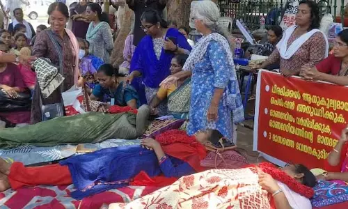 KERALA: आशा कार्यकर्ता हड़ताल के 81वें दिन रैली निकाल कर मजदूर दिवस मनाएंगी