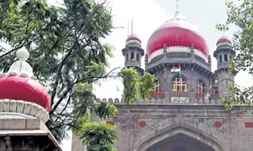 Telangana: याचिकाकर्ताओं ने ग्रुप-I परीक्षा में ‘अनियमितताओं’ के आरोप लगाए Telangana: याचिकाकर्ताओं ने ग्रुप-I परीक्षा में ‘अनियमितताओं’ के आरोप लगाए